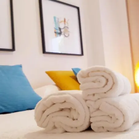 Chez Migs & Luci. Marbella. Milla De Oro. Golden Mille Apartment Marbella